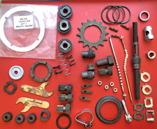 JOB LOT VINTAGE STURMEY ARCHER PARTS-TOGGLE CHAINS,NUTS,CLIPS,AXLE-MOSTLY NOS