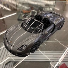 Minichamps 1:18 Porsche 918