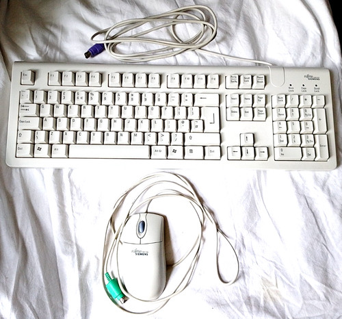 Fujitsu siemens wired - fujitsu,
