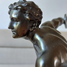 Art deco sculpture - sculpture, discus