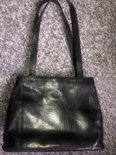 women’s 3 compartments