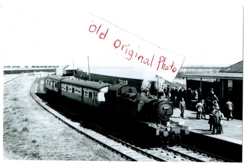 Railway station barry - railway,