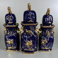 Masons c1820s Garniture Of Vases With Moulded Birds.