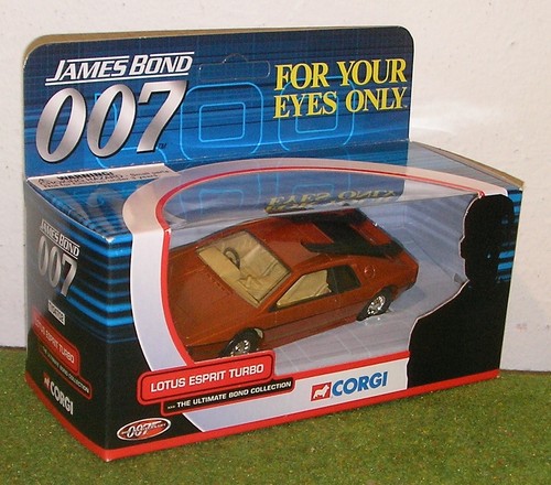 Die cast corgi james bond - cast, 007