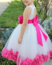 Rose Petals Lace Heart Cutout Ivory Flower Girl Dress Toddler Girl Dresses 185T