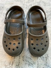 Crocs Girls’ Mary Jane