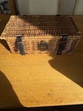 HARRODS WICKER PICNIC HAMPER