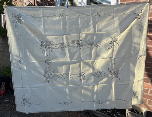 Vintage linen hand embroidered - vintage,