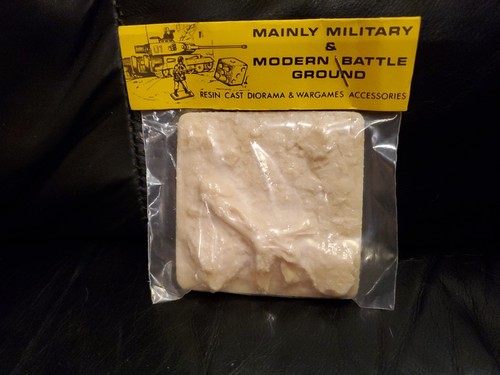 Mainly military no8 - mainly, square
