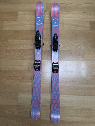 Line 147cm skis future - 147cm, spin