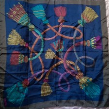 Vintage Aquascutum of London! 100% Silk Square made in Italy