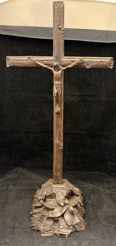Antique black forest crucifix - black,