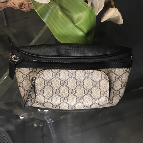 Gucci monogram logo - gucci,