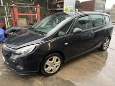 BREAKING Vauxhall Zafira