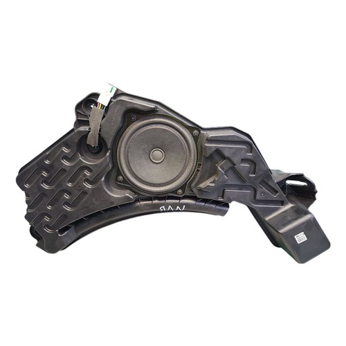 Kia sportage mk5 nq5 subwoofer - kia,