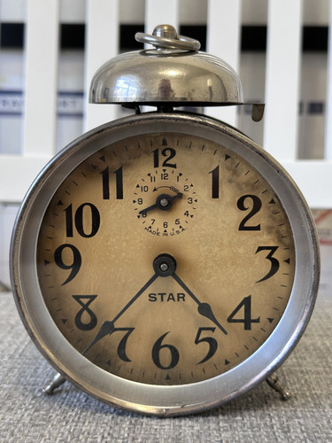 Rare 1920 s star - **rare**, "star"