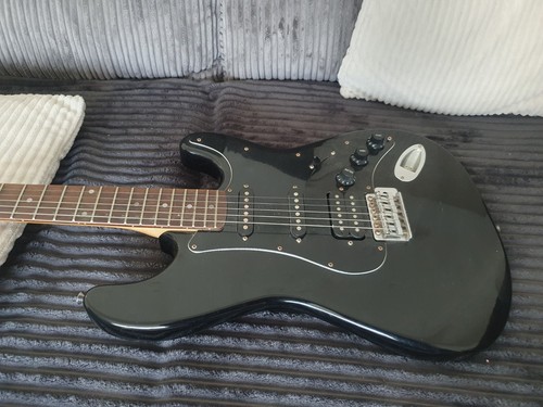 Vantage electric guitar - vantage,