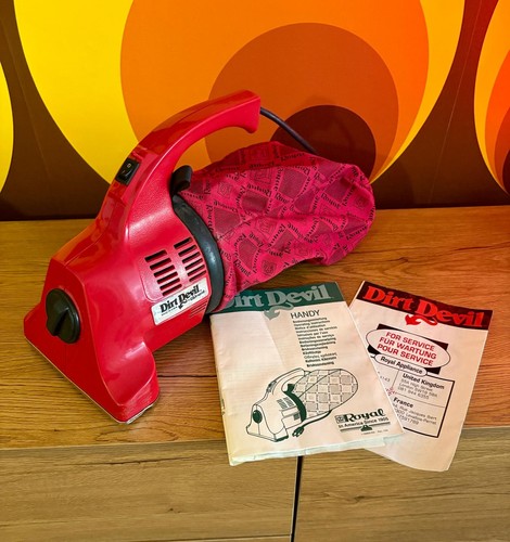 Vintage 1990s dirt devil - dirt, handy