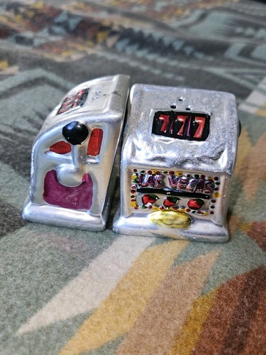 Vintage salt and pepper - pepper, shaker