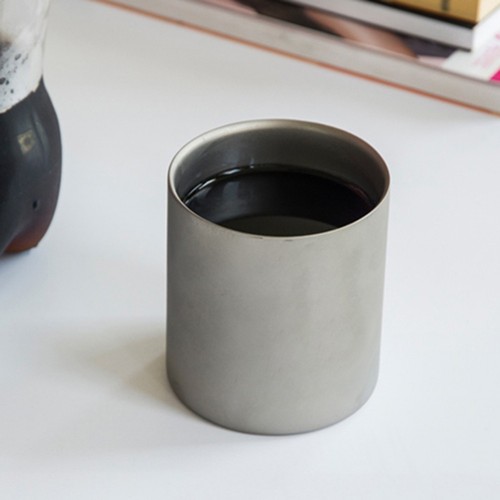 Double wall titanium mug with - wall,