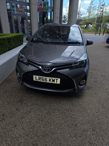 Toyota yaris icon bronxe full - bronxe.,