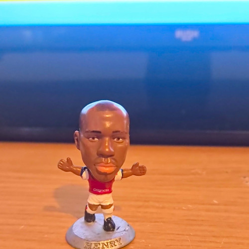 Arsenal henry football player - henry,