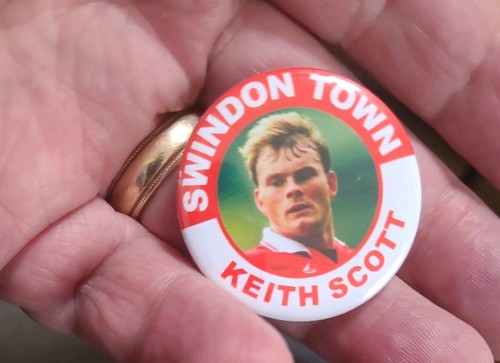 Swindon town badge - badge, with