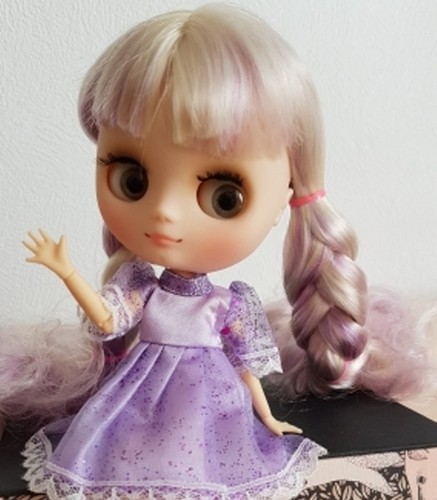 Middie blythe doll matte face - doll,