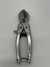 Vintage Brades Pruning