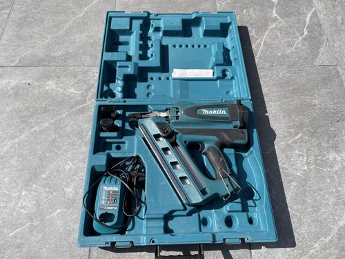 Makita gn900 framing nail gun - nail,