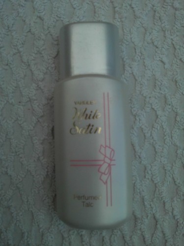 Vintage yardley white satin - white,