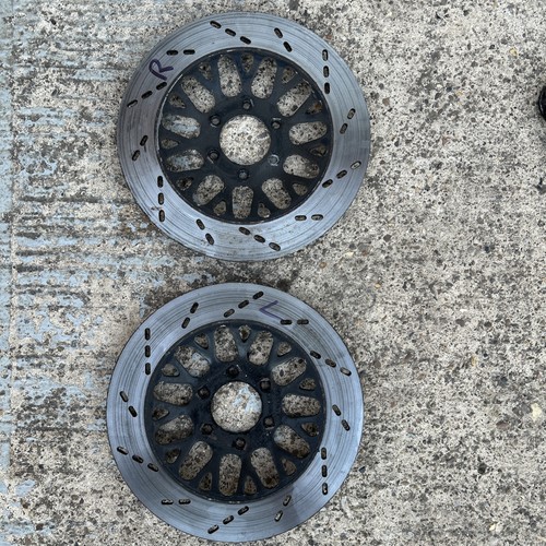 Suzuki gsx1100et front discs - front,