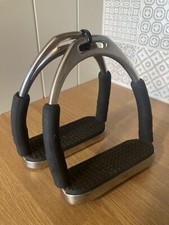 BB14 Safety Stirrups 4-3/4" With Treads In Excellent Condition.