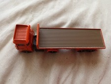 A Die Cast Flat Bed Articulated Lorry In 1.76 Scale By Lledo Unboxed