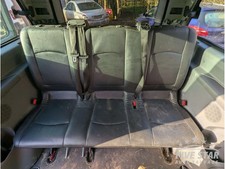 Mercedes-Benz Viano 3rd Row