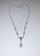 Captivating 9ct gold antique