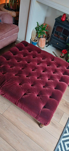 Burgundy tufted square - burgundy, fabric