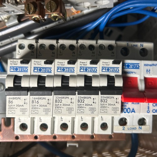 Proteus 32a 16a 30ma type - 32a,16a,6a,