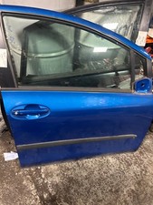 TOYOTA YARIS MK2 OFFSIDE