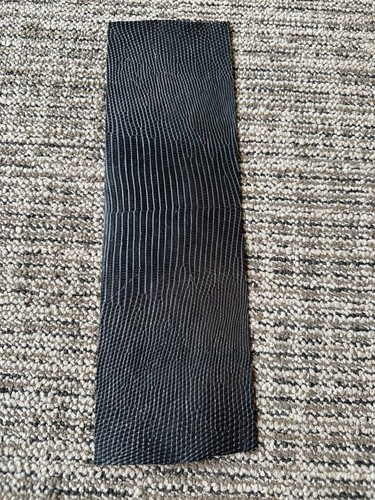 Genuine black dyed - black,