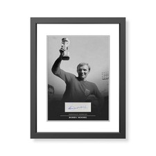 Bobby Moore Signed & Framed England 1966 Photo Display COA