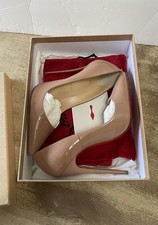 Christian Louboutin So Kate