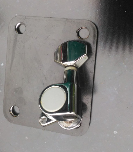 Replacement machine head - 1x,