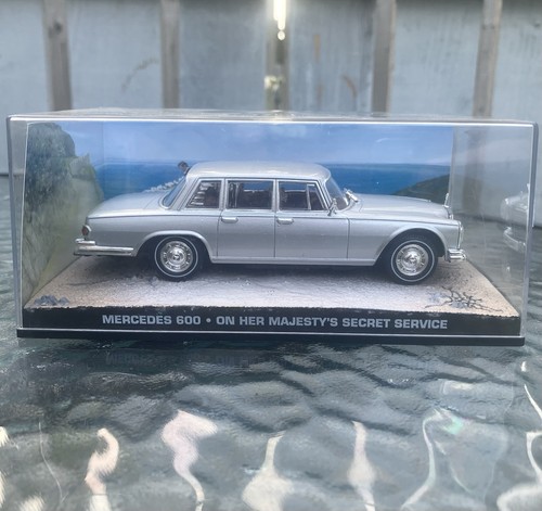 James bond 007 - james,