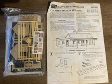 Peco LK13 OO Gauge Country Station Building Kit. Unopened Pack But Damaged Box