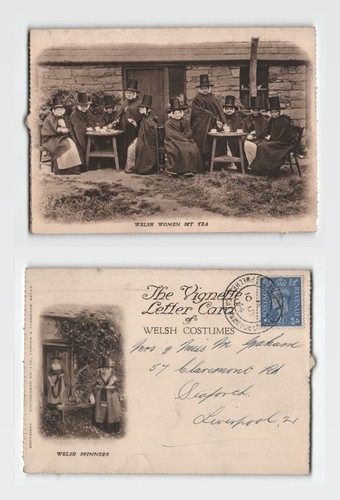 Postcard welsh women - -,