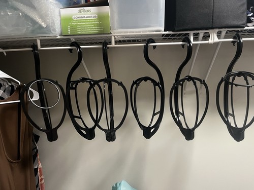 Lot wig accessories - wig, accessories.