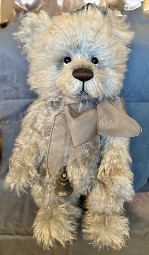 Charlie bears bodie - bears, 17’5”