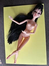 ? Vintage Beautiful Oriental Articulated Doll - VGC