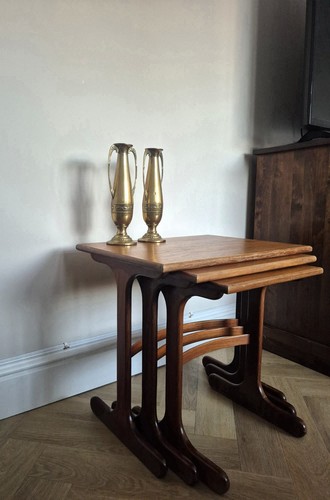 Vintage plan teak nest of - g,